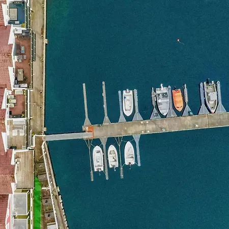 Leilighet Cozy In With Wifi